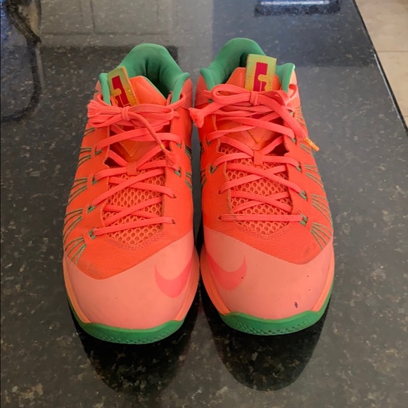 Nike Lebron James Watermelon Shoes Size 12 - Picture 5 of 5